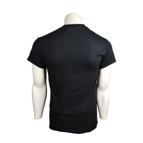 Johnny Cash Mens Small The Man in Black Guitar Outlaw Music Graphic Print Tshirt - Picture 3 of 4